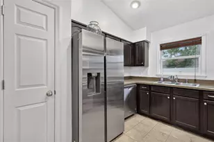 544 Tortola Ave, Tavares, FL 32778 - Photo 14
