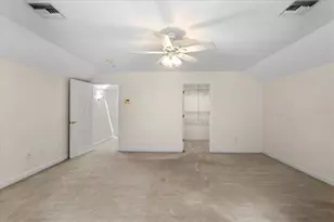 180 River Oaks Cir, Sanford, FL 32771 - Photo 40
