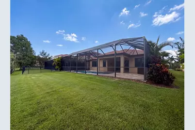 2575 Grand Lakeside Drive, Palm Harbor, FL 34684 - Photo 42