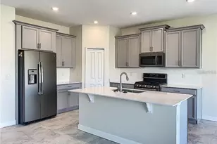 1307 Oak Crest St, Davenport, FL 33837 - Photo 1