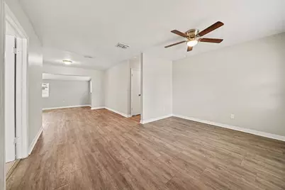 1895 S Ivey Lane, Orlando, FL 32811 - Photo 4