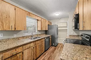 2345 Northview Dr, Lakeland, FL 33810 - Photo 4