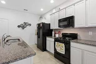 4702 Terrasonesta Dr, Davenport, FL 33837 - Photo 4