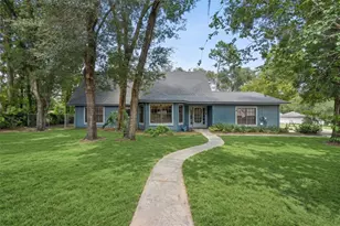 25911 Aberdovey Ave, Sorrento, FL 32776 - Photo 1