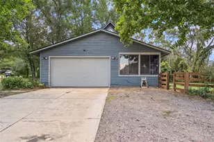 25911 Aberdovey Ave, Sorrento, FL 32776 - Photo 20