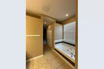 13813 Bluewater Circle, Orlando, FL 32828 - Photo 16