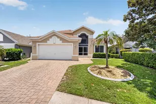 3577 Clear Stream Dr, Orlando, FL 32822 - Photo 1