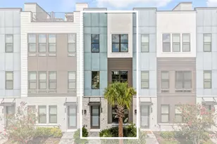 2058 Packing District Wy, Orlando, FL 32804 - Photo 1