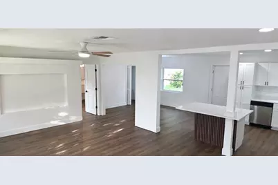 180 N Kentucky Avenue, Umatilla, FL 32784 - Photo 10