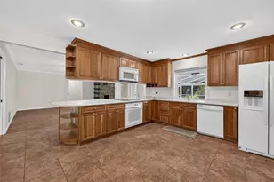 2051 Dyan Way, Maitland, FL 32751 - Photo 12
