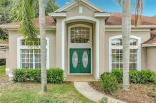 635 Long Lake Dr, Oviedo, FL 32765 - Photo 2