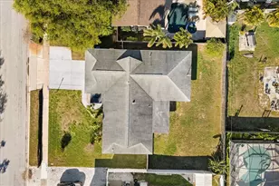 13923 Brewster Dr, Largo, FL 33774 - Photo 32