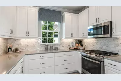 3209 Torta Court, Bradenton, FL 34211 - Photo 2