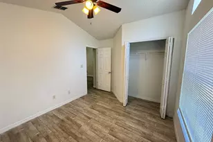1221 Singleton Cir, Groveland, FL 34736 - Photo 10