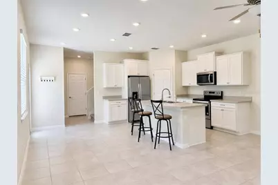 5012 Sylvester Loop, Tampa, FL 33610 - Photo 2