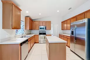 5669 SW 40th St, Ocala, FL 34474 - Photo 14