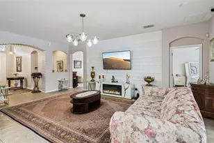 3918 Watersend Dr, Orlando, FL 32829 - Photo 8