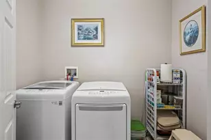 3918 Watersend Dr, Orlando, FL 32829 - Photo 30