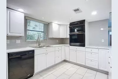 608 Powers Avenue, Port Orange, FL 32127 - Photo 18