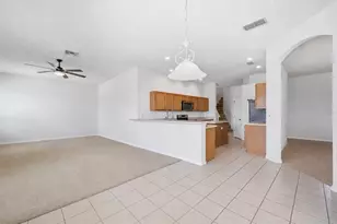 458 Bloomingdale Dr, Davenport, FL 33837 - Photo 10