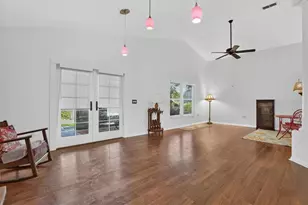 2902 Afton Cir, Orlando, FL 32825 - Photo 8