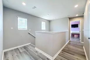 405 Kestrel Dr, Groveland, FL 34736 - Photo 22