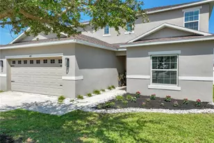 405 Kestrel Dr, Groveland, FL 34736 - Photo 4