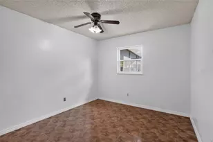 13635 Berkshire Ct, Grand Island, FL 32735 - Photo 20