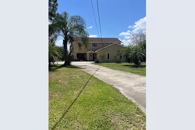 915 Hillside Court S, Winter Haven, FL 33881 - Photo 1