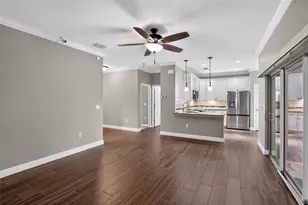 27728 Lisa Dr, Tavares, FL 32778 - Photo 4