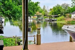 27728 Lisa Dr, Tavares, FL 32778 - Photo 30