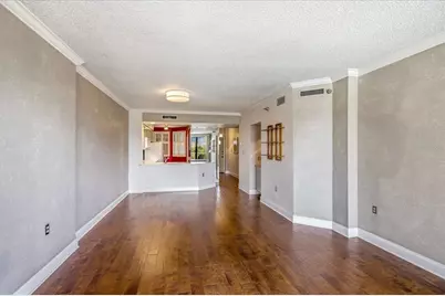 401 E Robinson Street #304, Orlando, FL 32801 - Photo 6