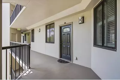 401 E Robinson Street #304, Orlando, FL 32801 - Photo 2