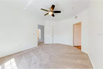 5500 Metrowest Boulevard #14-203, Orlando, FL 32811 - Photo 12