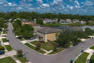 807 Jadestone Cir, Orlando, FL 32828 - Photo 2