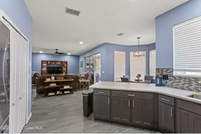 807 Jadestone Circle, Orlando, FL 32828 - Photo 8