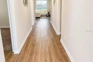 196 Towns Cir, Haines City, FL 33844 - Photo 2