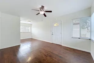 2437 S Myrtle Ave, Sanford, FL 32771 - Photo 8