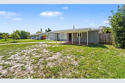 11428 75th Avenue, Seminole, FL 33772 - Photo 2