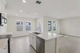 2704 Mdw Crst Dr, Saint Cloud, FL 34773 - Photo 10