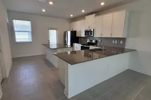 11239 Listening Dr, Orlando, FL 32832 - Photo 2