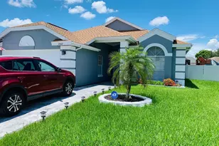 2062 Sue Ellen Ct, Apopka, FL 32703 - Photo 1
