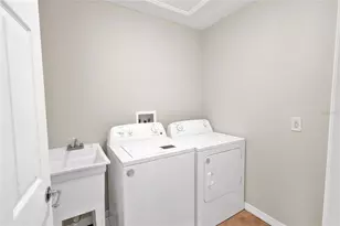 8644 Elder Ln, Orlando, FL 32827 - Photo 20