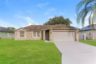 611 Basingstoke Ct, Kissimmee, FL 34758 - Photo 1