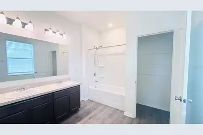 557 Scott Lake Creek Ln, Lakeland, FL 33813 - Photo 18