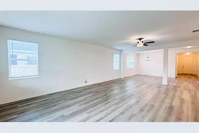 557 Scott Lake Creek Ln, Lakeland, FL 33813 - Photo 10