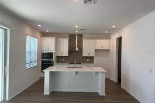 2692 Cavanaugh Dr, Orlando, FL 32817 - Photo 2