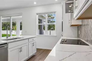 2692 Cavanaugh Dr, Orlando, FL 32817 - Photo 14