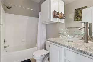 8811 Dunes Ct, Kissimmee, FL 34747 - Photo 16
