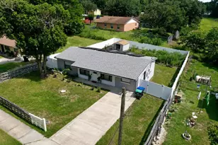 414 W Ella J Gilmore St, Apopka, FL 32703 - Photo 2